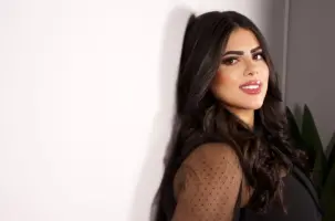 المطربة فاطمة