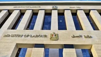 وزارة العمل تواصل استقبال طلبات التقديم على فرص عمل فى تأمين محطات المترو