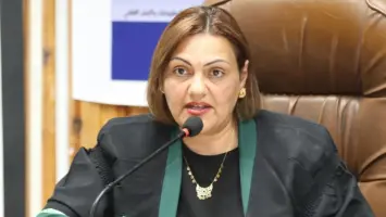 جامعة 6 أكتوبر تنظم دورة تدريبية في التمثيل الاحترافي للفنان علاء مرسي