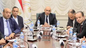 الوزير يتدخل بنفسه.. تعليمات حازمة لضبط امتحانات الثانوية وتفعيل الكاميرات داخل اللجان