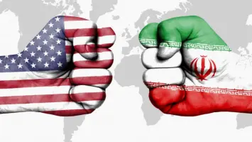 إيران تصوب صواريخها نحو العمق الأمريكي وتضغط على مضيق هرمز.