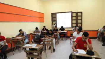 "أمهات مصر": تباين الآراء حول امتحان فيزياء الثانوية العامة