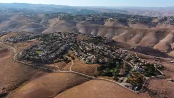 حزب العدل يدين إعلان إقامة 22 مستوطنة في الضفة الغربية