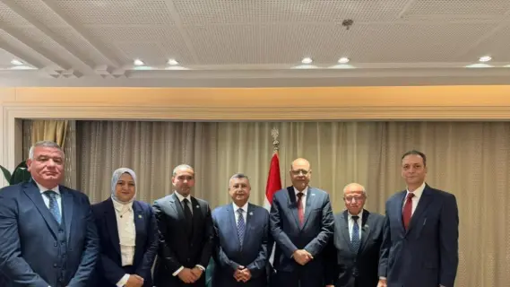 لجنة الطاقة والبيئة والقوى العاملة بمجلس الشيوخ تلتقى وزير العمل