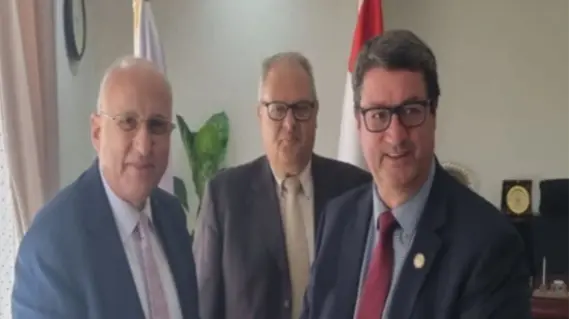 "المجلس العربي" يوقّع بروتوكولا مع الكلية الملكية للجراحين في إدنبرة