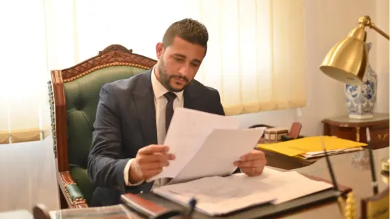 رضا زكي يكتب: موقف الرئيس السيسي تجاه المصريين العاملين بالخارج