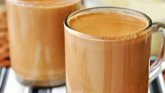 الشاي باللبن.. مشروب محبوب أم عادة تضر الجسم؟