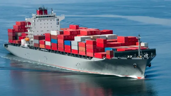أهم السفن التجارية الوافدة إلى الموانئ المصرية حاليًا