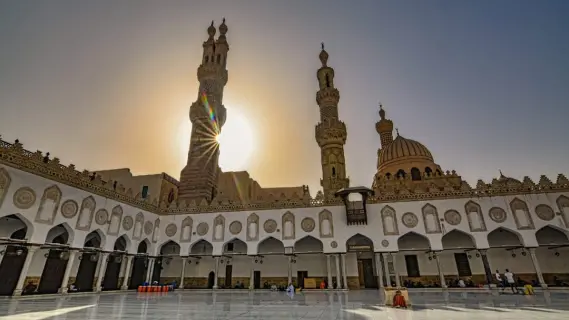 ليه الأزهر عايز ينظم الفتوى؟.. صمت البعض فيه نجاة للجميع