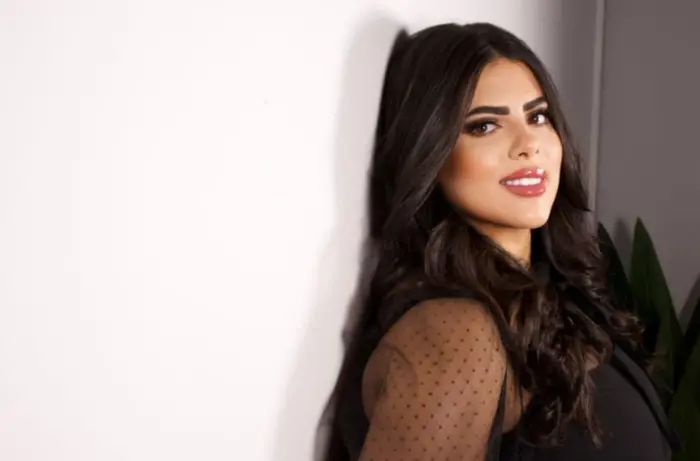 المطربة فاطمة