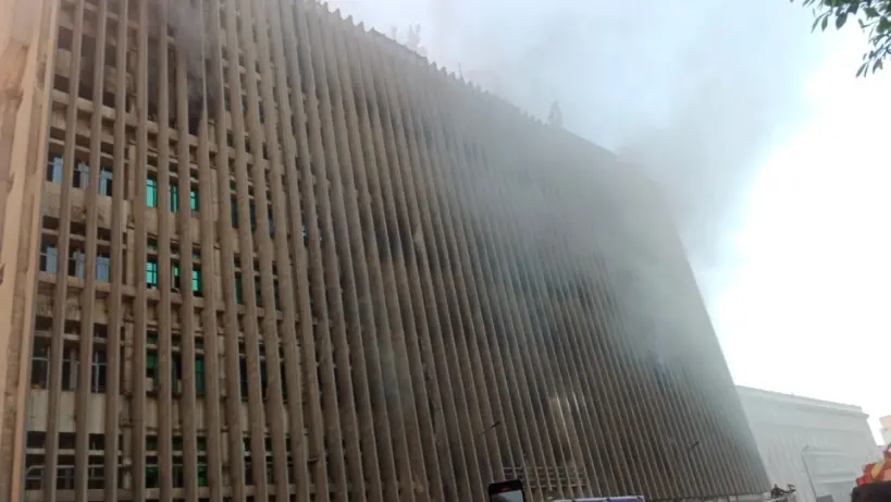 نقل حركة الإنترنت الثابت بالكامل إلى مركز تبادل البيانات بسنترال الروضة