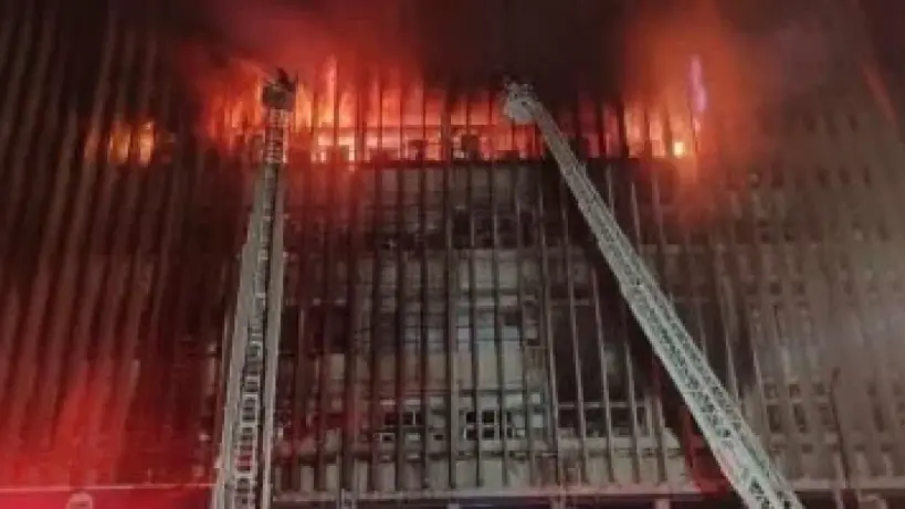 سر تجدد اشتعال النيران في سنترال رمسيس.. مدير الحماية المدنية الأسبق يوضح