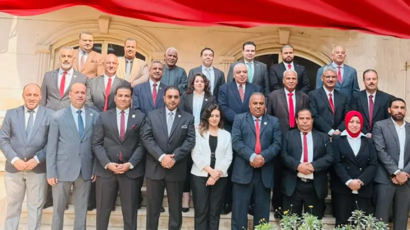 رئيس حزب العدل يعقد اجتماعًا تنظيميًا لمرشحيه في مجلس الشيوخ