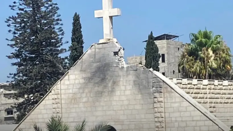 قوات الاحتلال تهاجم غزة وتقصف الكنائس التاريخية