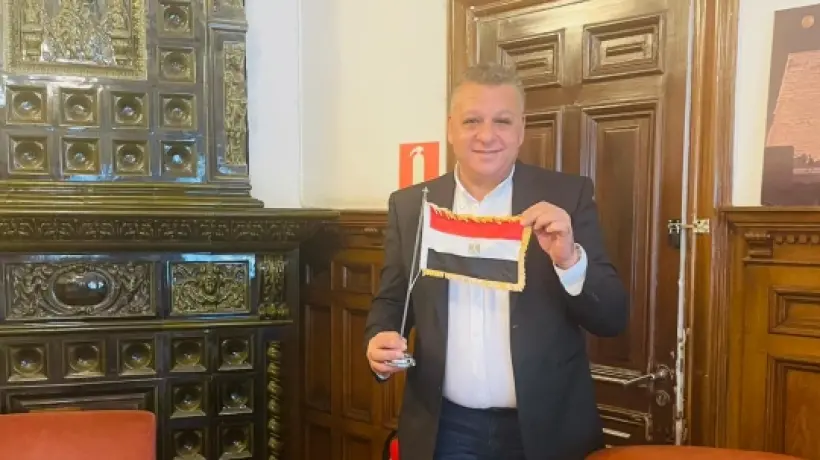 أبناء الجالية المصرية بالسويد يدلون بأصواتهم في انتخابات الشيوخ