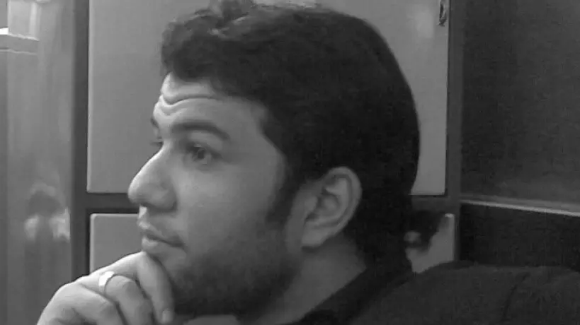 "دفع في حياته ثمن صدقه".. محمود كامل ينعى الصحفي وليد عبيد