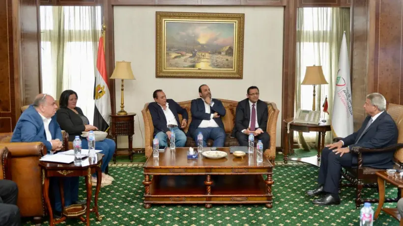 رئيس الأعلى للإعلام يستقبل وفد نقابة الصحفيين (صور)