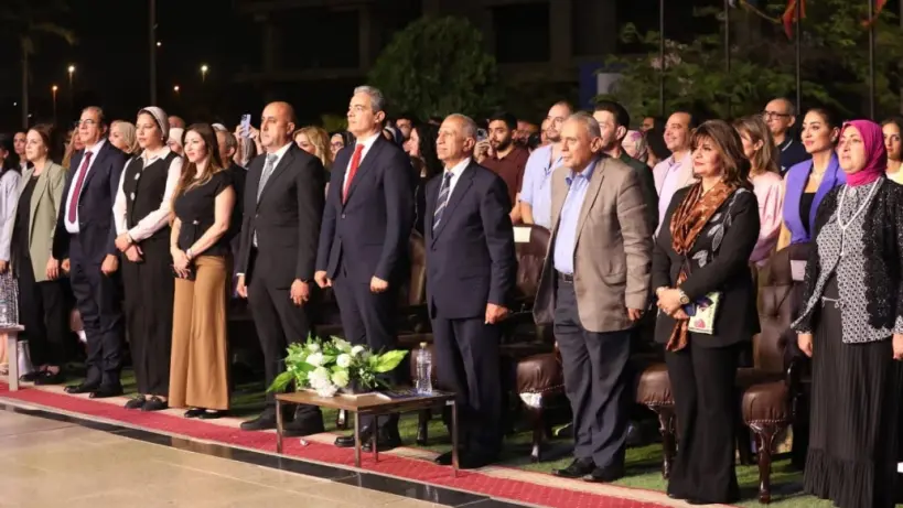 مشروعات تخرج طلاب كلية اللغة والإعلام بالأكاديمية العربية