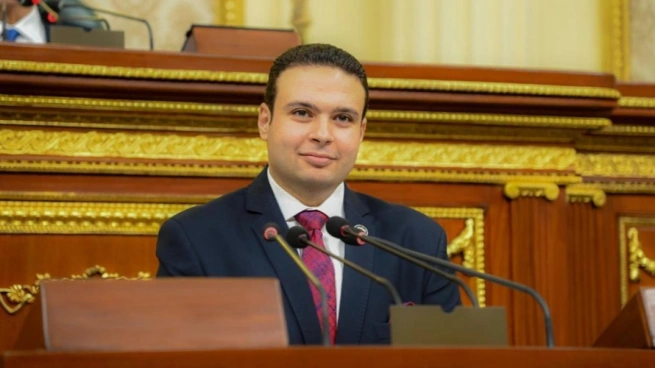 النائب عبد المنعم إمام