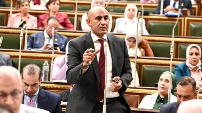 وزير التعليم محمد عبد اللطيف