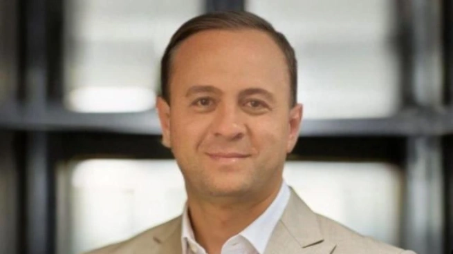 الكاتب شحاتة زكريا