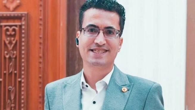 الكاتب شريف المصري